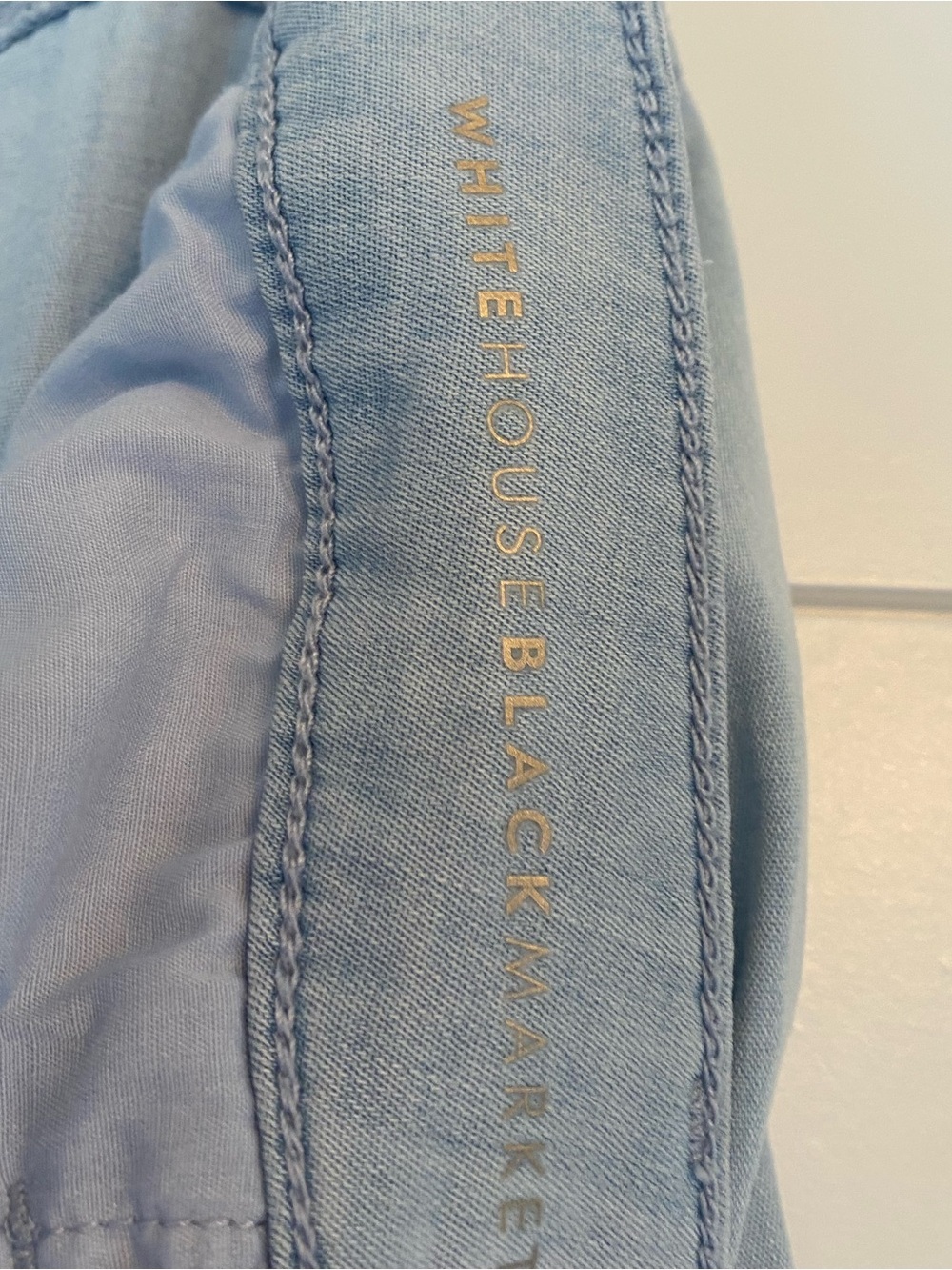 White House black market Light Wash Wide Leg Women’s Jeans (size 6) - Picture 8 of 9
